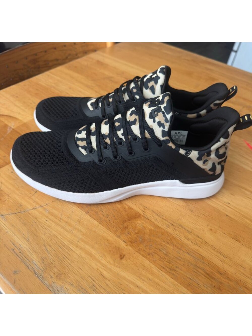 APL‎ Black Cheetah Print TechLoom tracer 10.5 Sneakers athletic propulsion labs